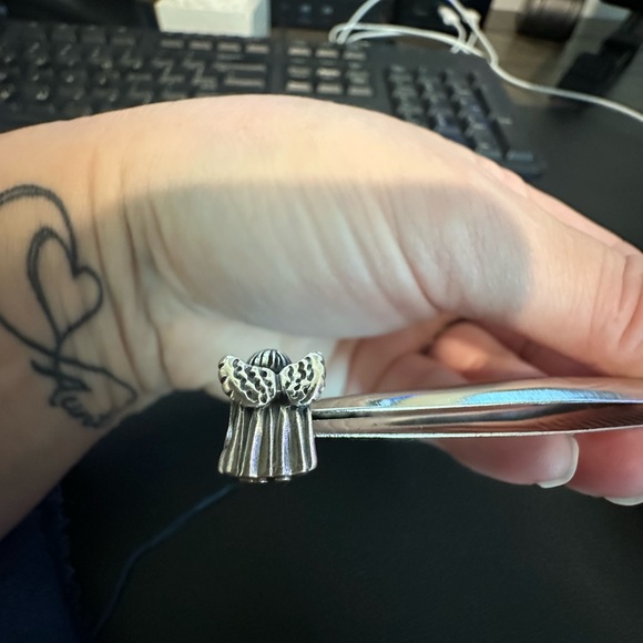 Pandora Angel 😇 charm - Picture 3 of 6